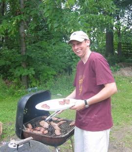 Kris's picture: barbecueing steaks