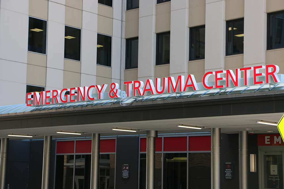 The emergency entrance at Harborview Medical Center, with the sign "Emergency and Trauma Center."