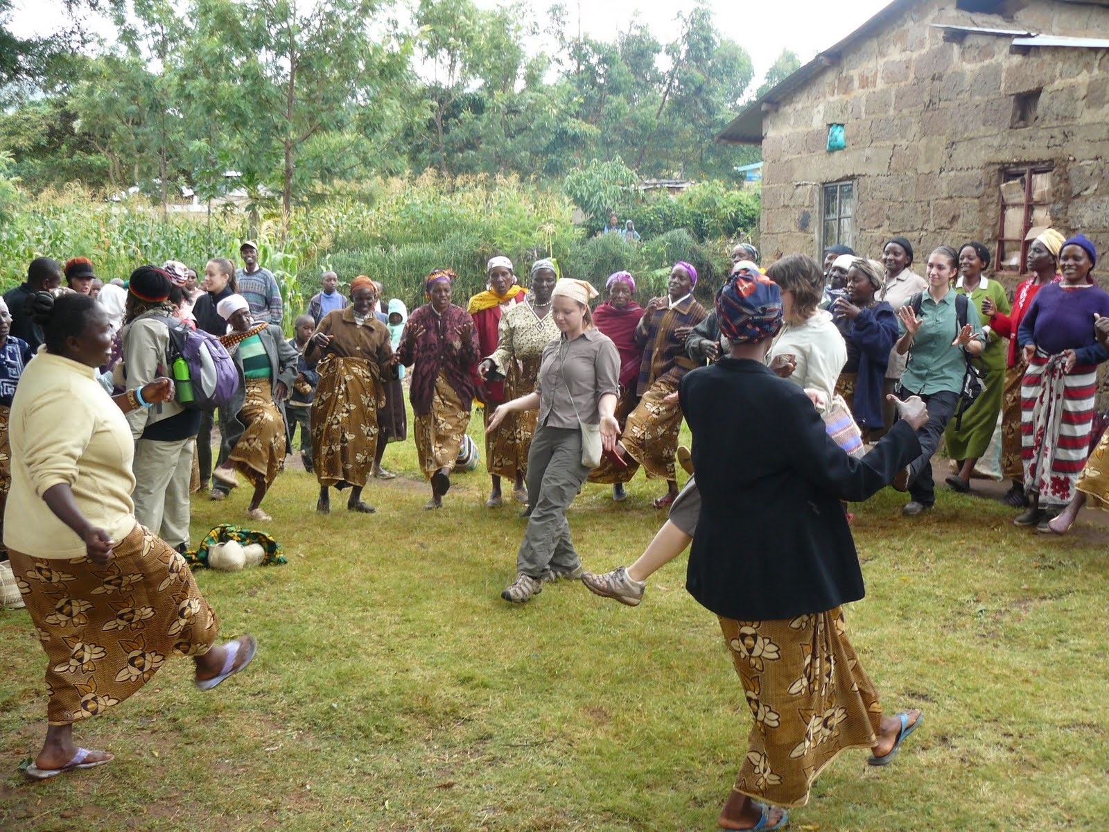 IAS students dance in Kenya