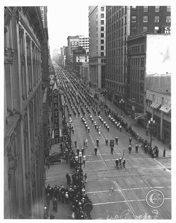 Longshoremen march in the Seattle Labor Day parade 1938 (MOHAI PI23355)