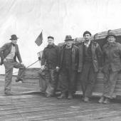 1925 Tacoma lumber handling crew