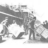 1897 loading ships in Seattle for the Alaska gold rush