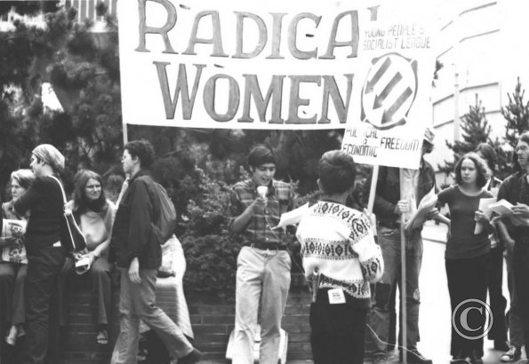 Members of Radical Women and the Young People's Socialist League at an August 1971 labor rally