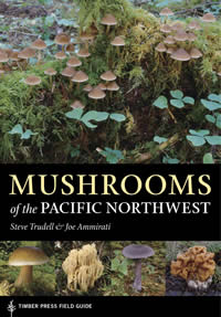 Mushrooms of the Pacific Northwest cover