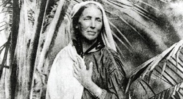 detail from a photo by Julia Margaret Cameron of Marianne North at home in Ceylon