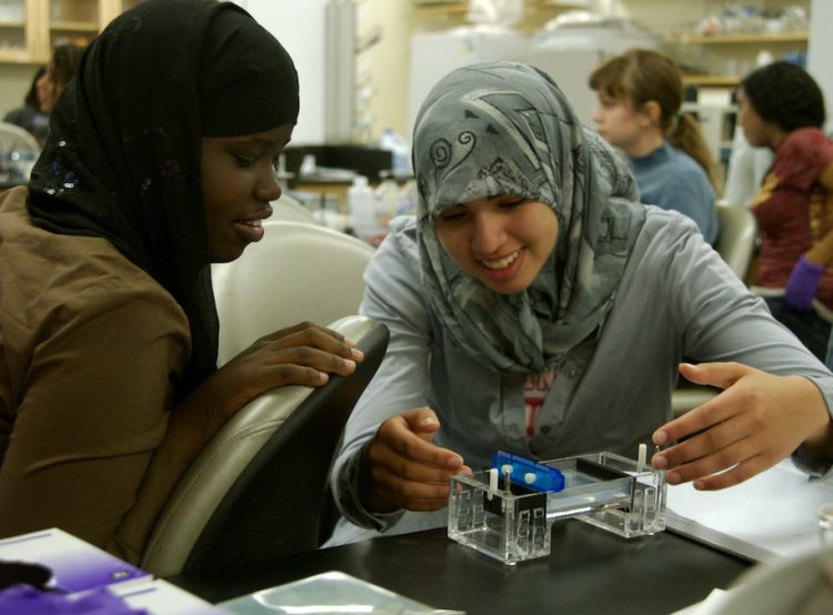 Students in teach lab