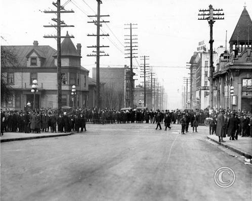 Crowds gather at the intersection of 7th and Union on February 6, 1919, the first morning of the strike.