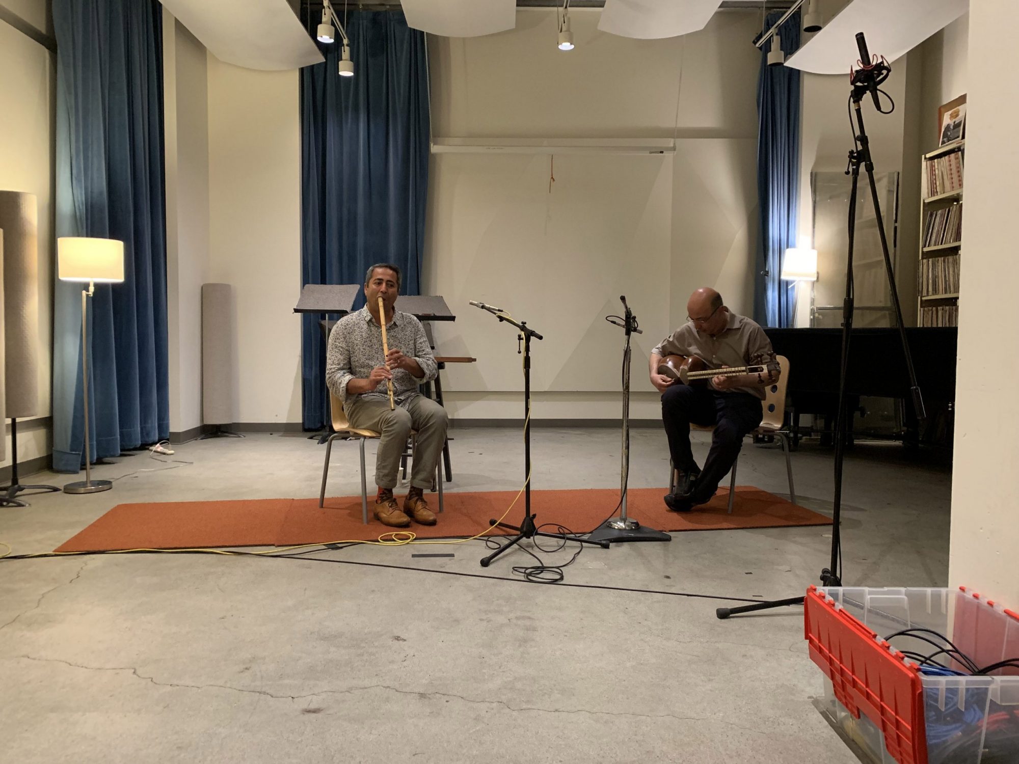 Emma McIntosh. Persian ney with tar accompaniment in recording studio, 2019.