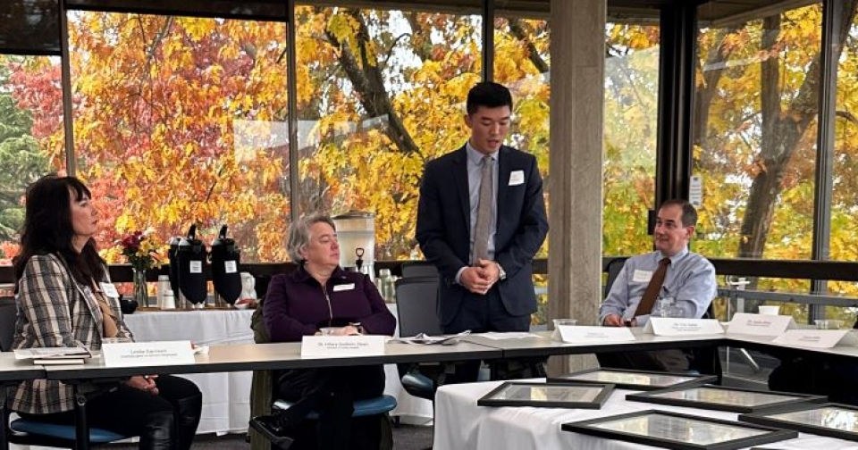 School of Medicine Scholar Justin Lo